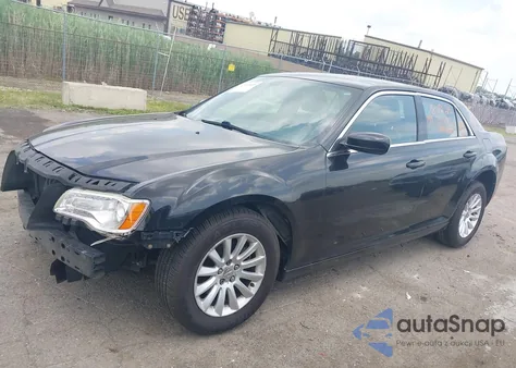 2014 Chrysler 300 z USA, uszkodzony, nr VIN 2C3CCAAG0EH376257